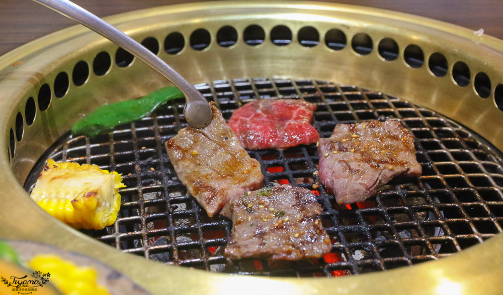 燒肉乃那霸本店，平日半額燒肉好划算！要沖繩必吃燒肉名店 @緹雅瑪 美食旅遊趣