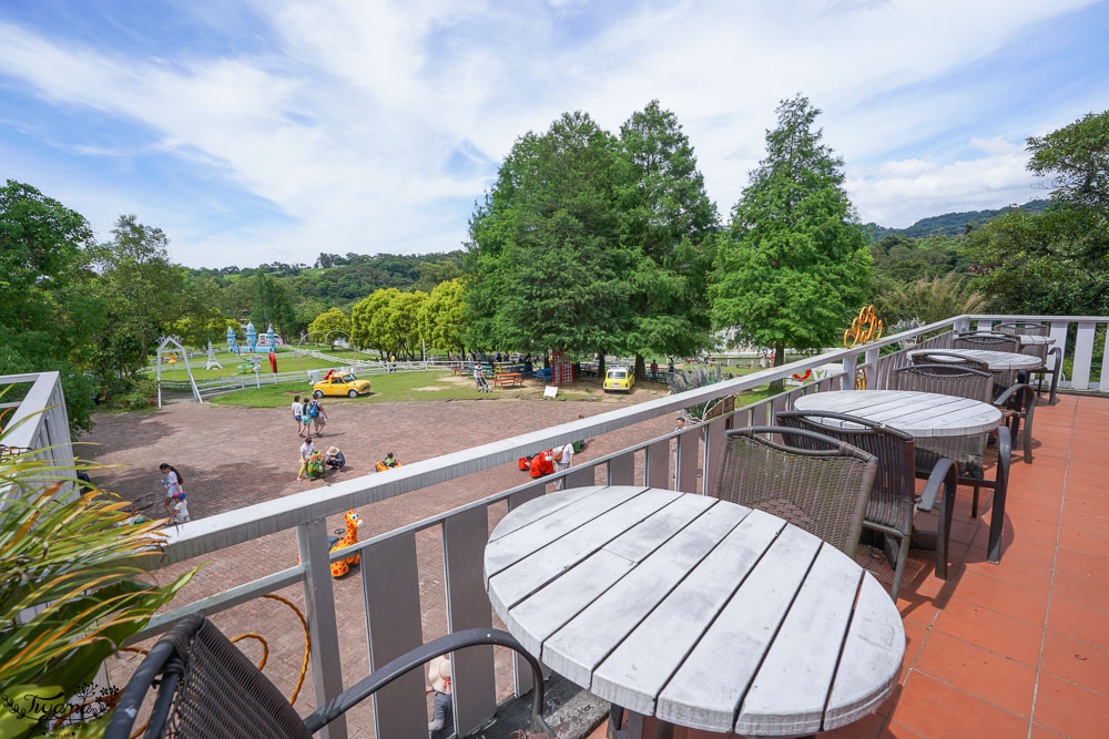 桃園景點.桃園農場》富田花園農場，羊駝野放農場，餵食動物零距離！！ @緹雅瑪 美食旅遊趣