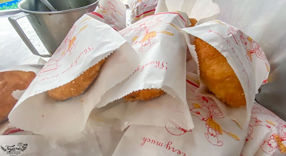 宜蘭10元炸雞肉串》河濱台式漢堡，宜蘭河濱公園旁小吃攤！！ @緹雅瑪 美食旅遊趣