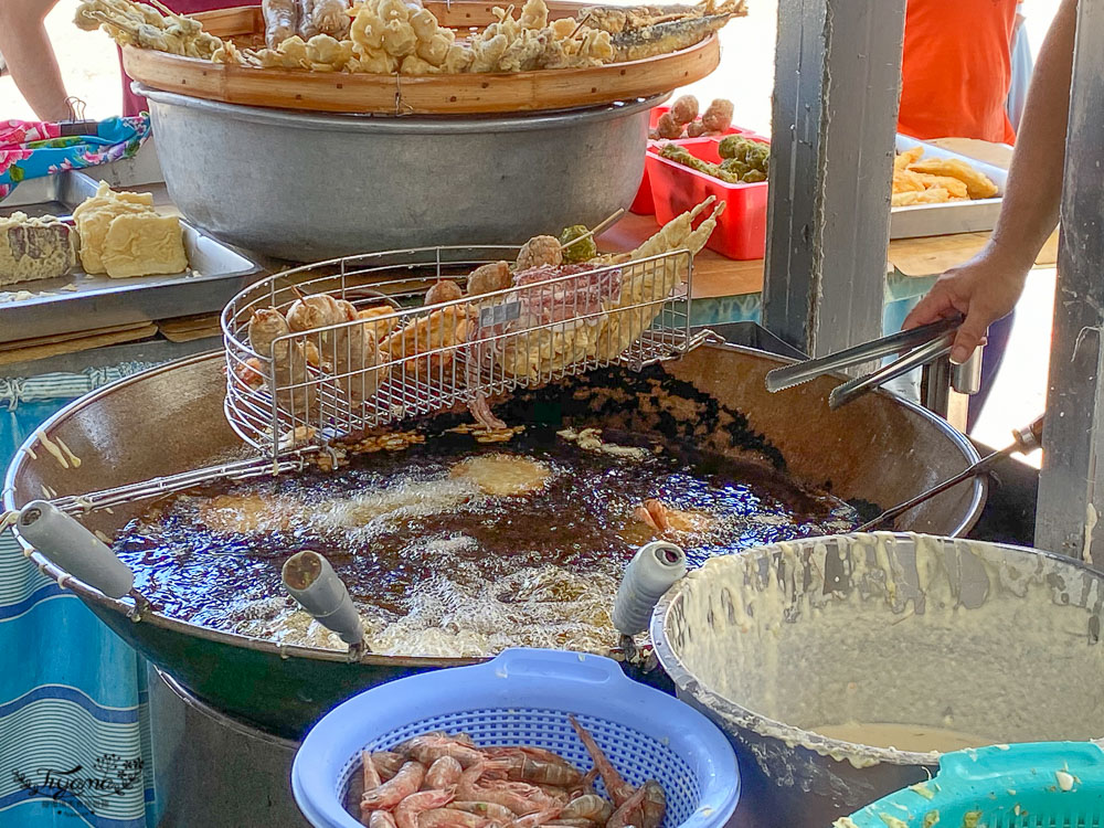 澎湖必吃銅板美食，回家炸粿：狗蝦雙拼炸粿、炸飛魚、顧眼小卷、海菜丸子、花枝丸 @緹雅瑪 美食旅遊趣