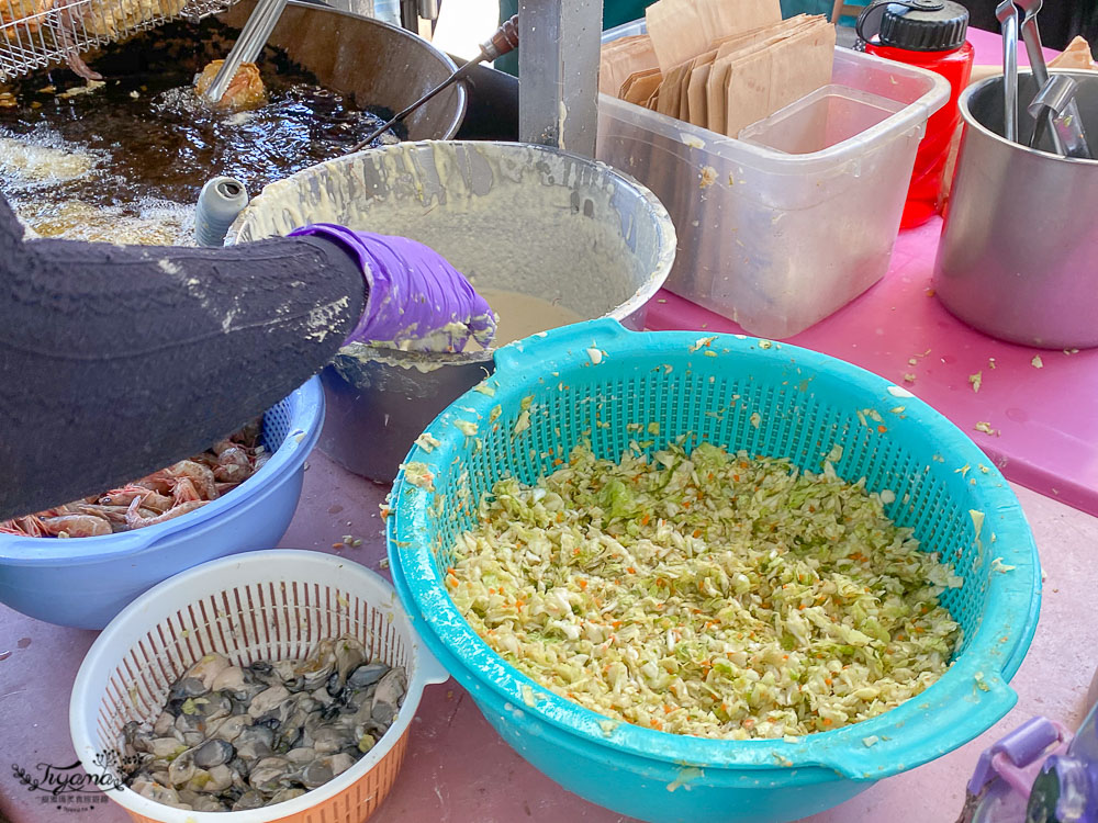 澎湖必吃銅板美食，回家炸粿：狗蝦雙拼炸粿、炸飛魚、顧眼小卷、海菜丸子、花枝丸 @緹雅瑪 美食旅遊趣