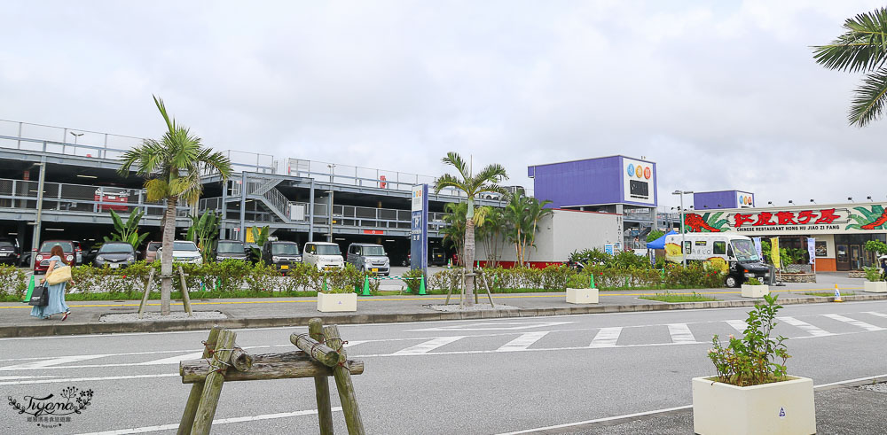 沖繩Outlet購物城 Outlet Mall Ashibinaa，衣服包包3折起，媽媽會失心瘋的購物中心 @緹雅瑪 美食旅遊趣