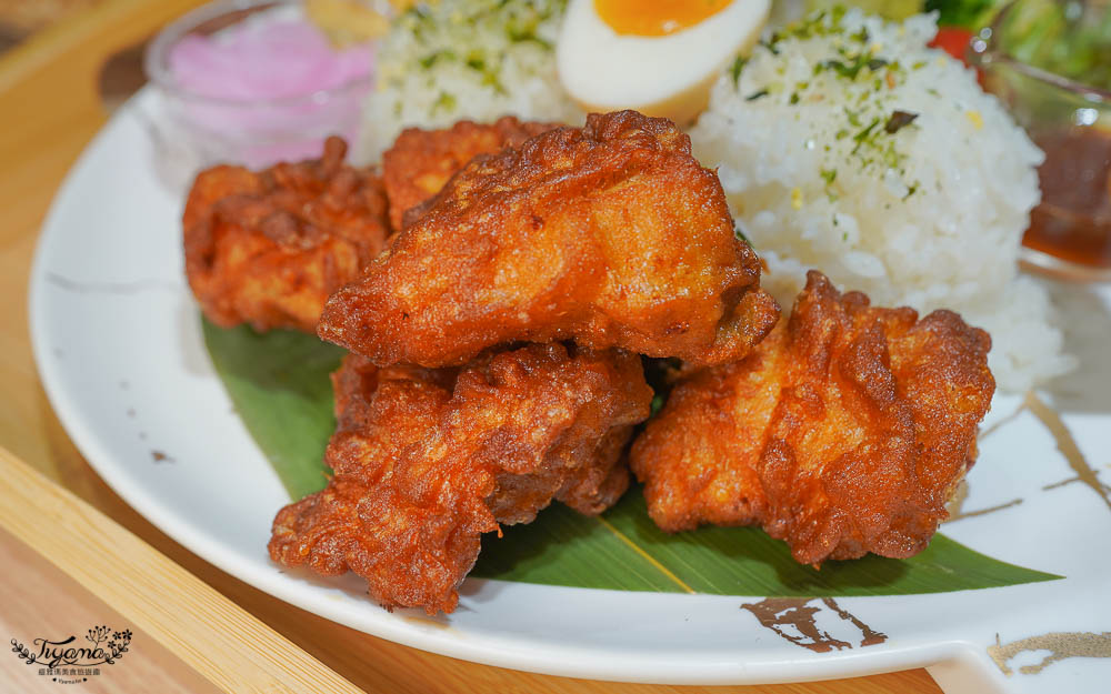 丸飯食事處：沖繩蝦蝦飯台南也吃得到！！200元左右平價網美餐廳|台南偽出國美食|台南蝦蝦飯 @緹雅瑪 美食旅遊趣