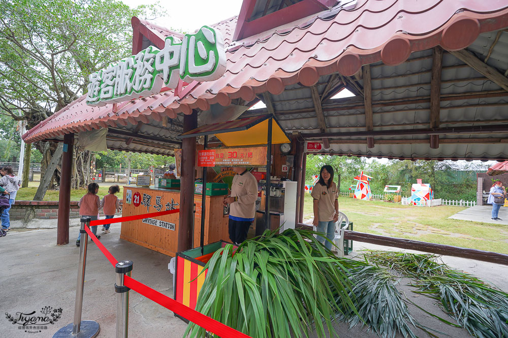 頑皮世界/台南動物園：餵食觸摸長頸鹿、水豚君、羊駝、梅花鹿，還有一票玩到底兒童遊樂園 @緹雅瑪 美食旅遊趣