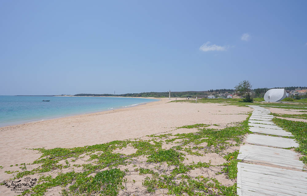 白灣景觀餐廳是餐廳也是景點！！絕美漸層海灘，澎湖超人氣海景餐廳 @緹雅瑪 美食旅遊趣