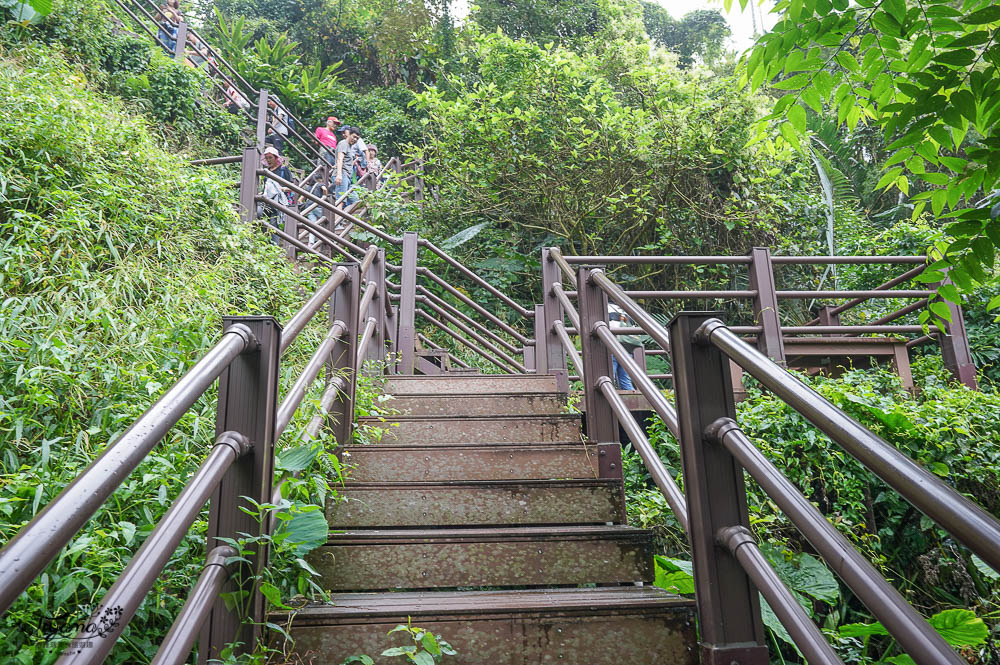 雲林古坑》華山溪吊橋、華山小天梯、情人橋，爬山健行好去處！！ @緹雅瑪 美食旅遊趣