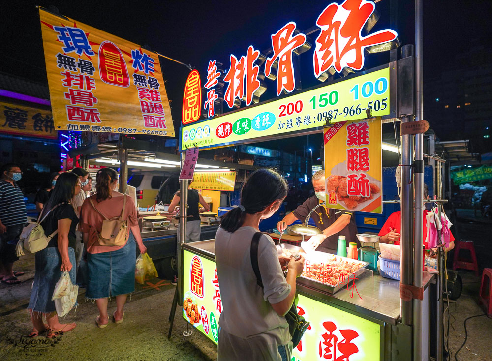 南投假日夜市>埔里城假日夜市，只開週五、週六的美味夜市小吃美食吃不停！！夜市遊戲好好玩~