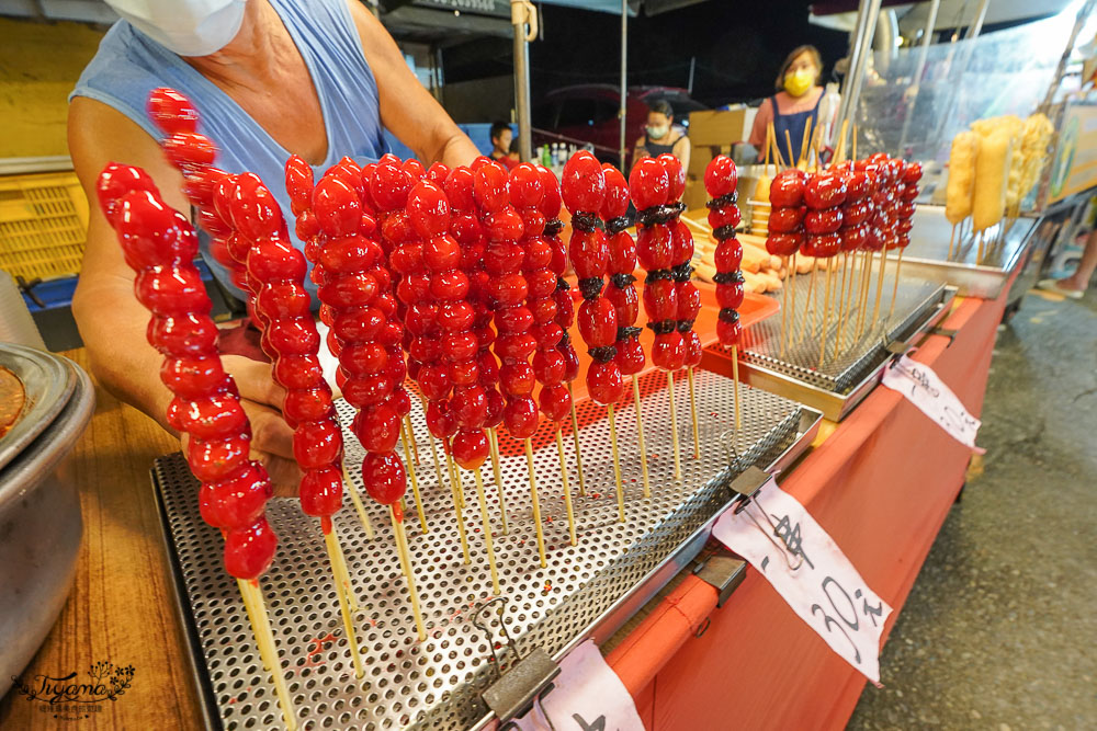 南投假日夜市>埔里城假日夜市，只開週五、週六的美味夜市小吃美食吃不停！！夜市遊戲好好玩~