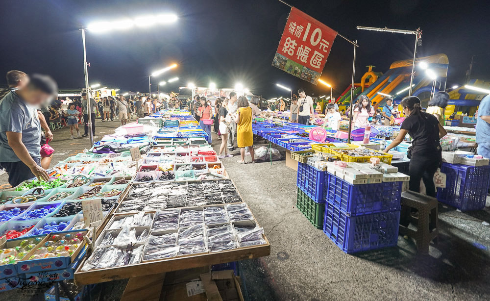 南投假日夜市>埔里城假日夜市，只開週五、週六的美味夜市小吃美食吃不停！！夜市遊戲好好玩~