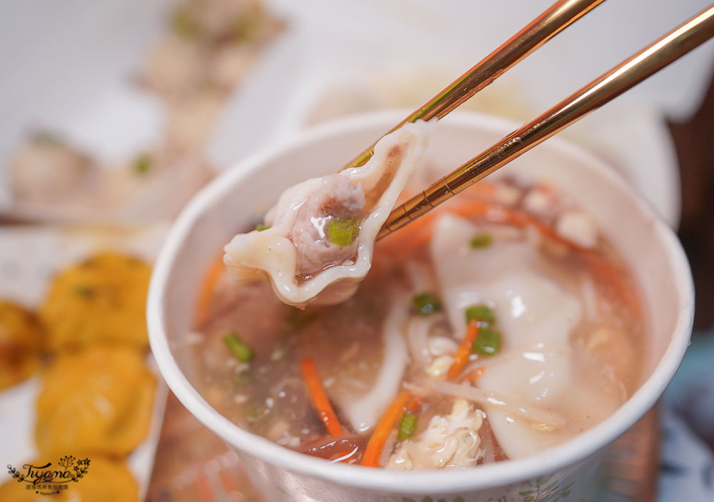 台南鍋貼/台南湯包「郭春塏鍋貼湯包」，麻辣鍋貼、麻辣蒸餃、臭豆腐湯包，你吃過了嗎？ @緹雅瑪 美食旅遊趣