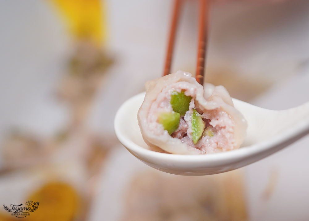 台南鍋貼/台南湯包「郭春塏鍋貼湯包」，麻辣鍋貼、麻辣蒸餃、臭豆腐湯包，你吃過了嗎？ @緹雅瑪 美食旅遊趣