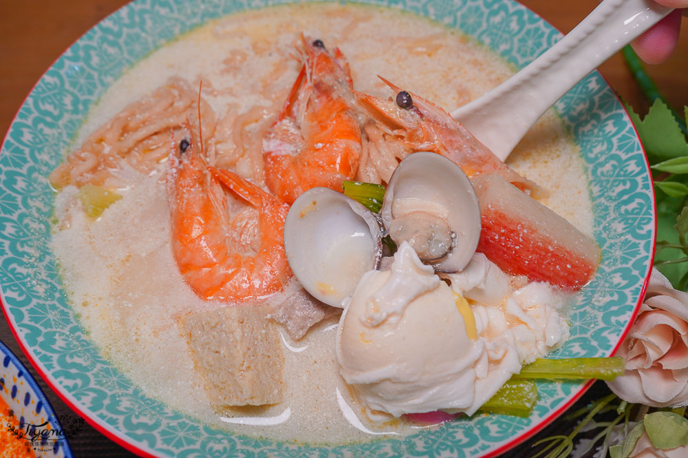 台南外帶鍋燒意麵，鐵木匠外帶各式風味鍋燒意麵，料多味美，滿足你的味蕾！！ @緹雅瑪 美食旅遊趣