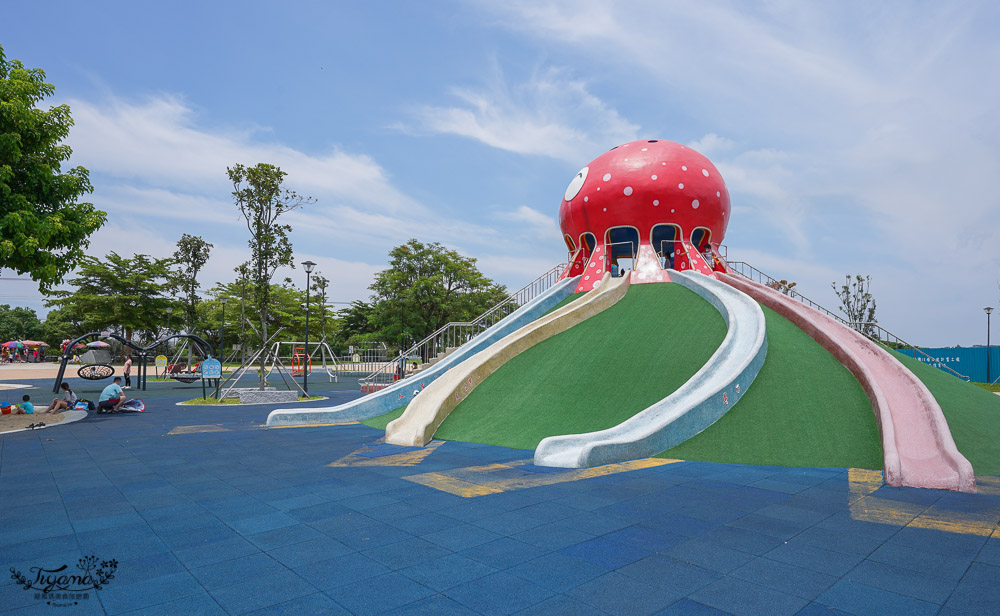 貓裏喵親子公園》可愛八爪章魚出沒！！8條彎度滑道、石砌滑坡道、大沙坑~ @緹雅瑪 美食旅遊趣