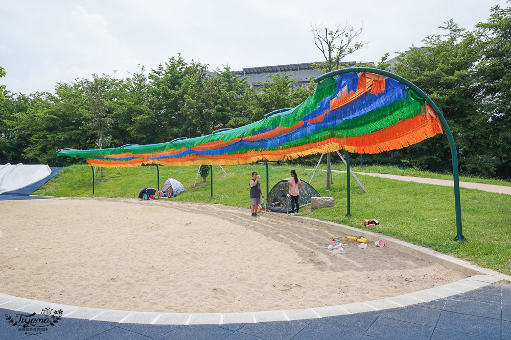 貓裏喵親子公園》可愛八爪章魚出沒！！8條彎度滑道、石砌滑坡道、大沙坑~ @緹雅瑪 美食旅遊趣