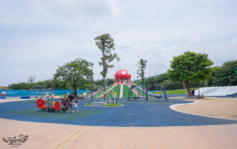 貓裏喵親子公園》可愛八爪章魚出沒！！8條彎度滑道、石砌滑坡道、大沙坑~ @緹雅瑪 美食旅遊趣