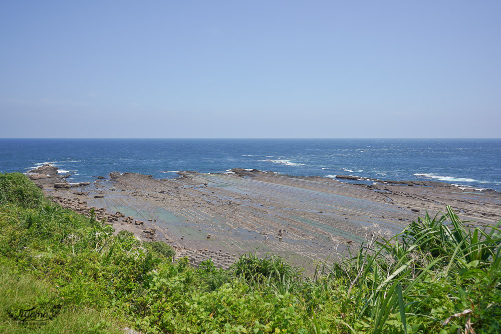 新北市海景咖啡《馬崗哨所》觀景台看海景潮間帶，爽吃鮑魚滷肉飯、優雅喝下午茶，約會海景咖啡 @緹雅瑪 美食旅遊趣