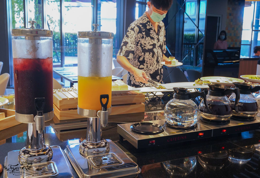 童媽吉親子飯店｜宜蘭全新積木飯店，2層樓超放電遊戲室、大滑梯，下午茶自助吧吃到5點！！ @緹雅瑪 美食旅遊趣