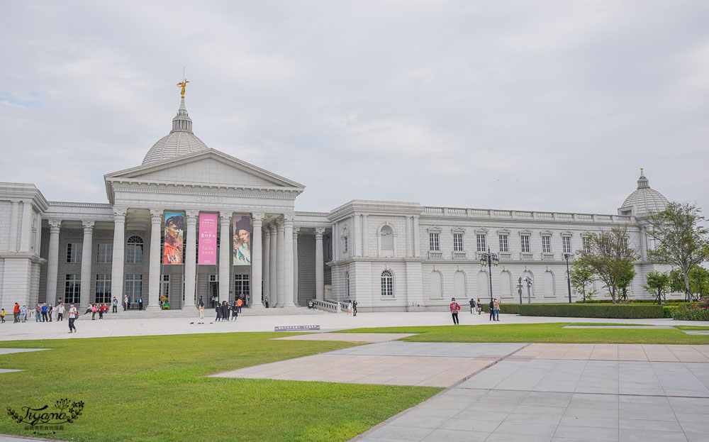 台南景點｜奇美博物館，超大台南後花園，看展覽、喝咖啡、野餐好去處 @緹雅瑪 美食旅遊趣