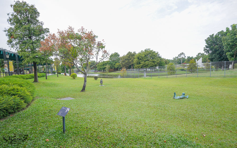 台南景點｜奇美博物館，超大台南後花園，看展覽、喝咖啡、野餐好去處 @緹雅瑪 美食旅遊趣