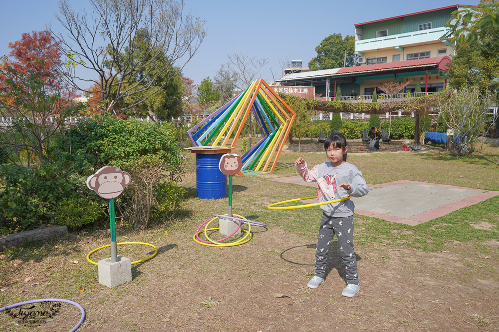 台中景點｜台中親子景點「木匠兄妹木工房」，木工房樂園，木製遊戲道具、木製手作DIY~ @緹雅瑪 美食旅遊趣