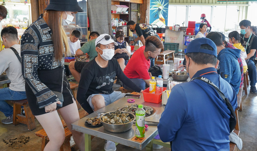 烤蚵仔吃到飽+無人島私房景點/七股潟湖巡禮！！七股龍海號生態之旅｜生態導覽介紹、賞鳥、烤蚵1小時任你吃！！ @緹雅瑪 美食旅遊趣