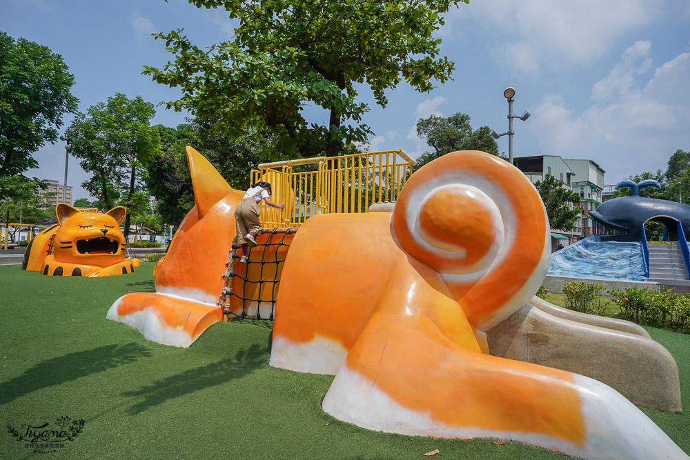 屏東公園，8個超萌動物溜滑梯！！勝利動物溜滑梯，適合幼童大童的動物系兒童樂園公園~ @緹雅瑪 美食旅遊趣