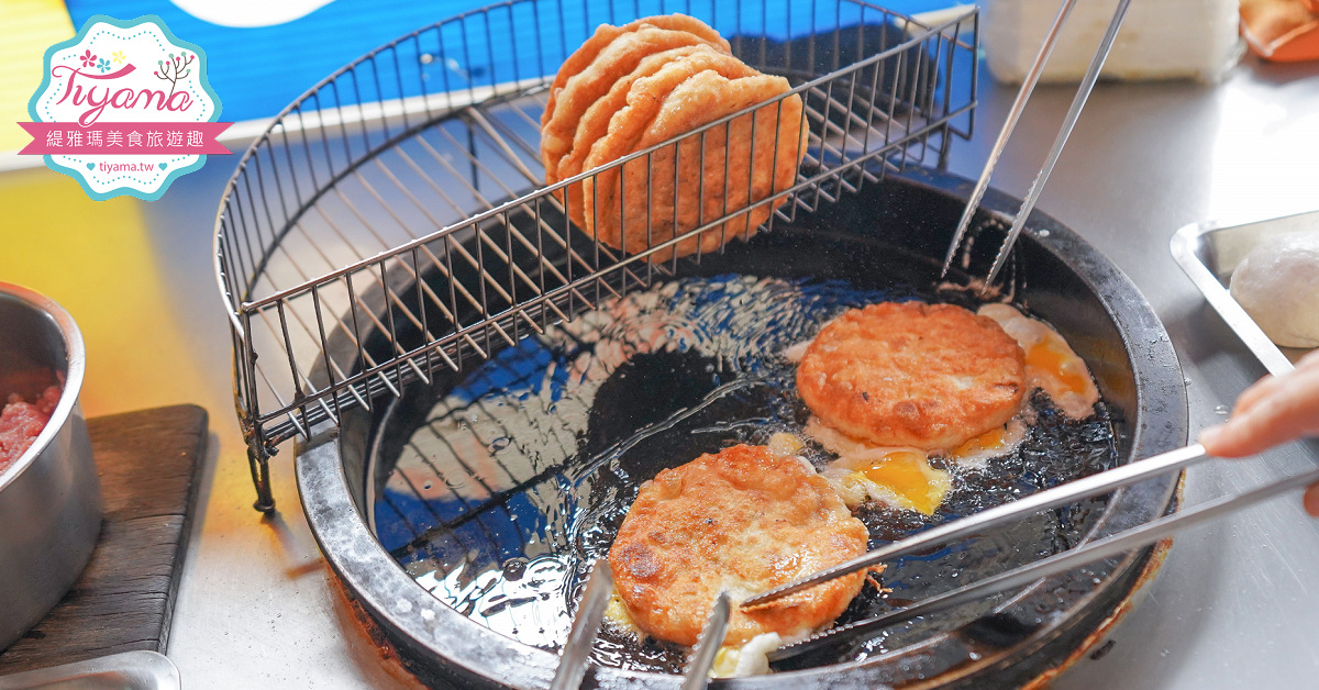 屏東小吃｜蔥肉餅流動攤車，屏東在地人氣下午鹹點，蔥肉餅加蛋更好吃~ @緹雅瑪 美食旅遊趣