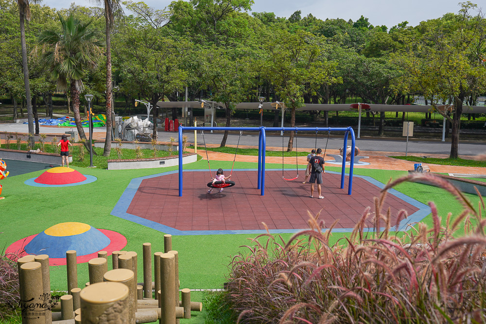 雲林親子公園｜雲林斗六膨鼠森林公園，可愛橡果造型滑梯，進入繽紛膨鼠世界遊玩～ @緹雅瑪 美食旅遊趣