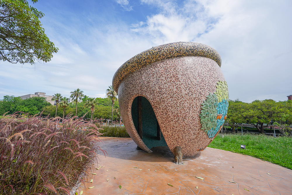 雲林親子公園｜雲林斗六膨鼠森林公園，可愛橡果造型滑梯，進入繽紛膨鼠世界遊玩～ @緹雅瑪 美食旅遊趣