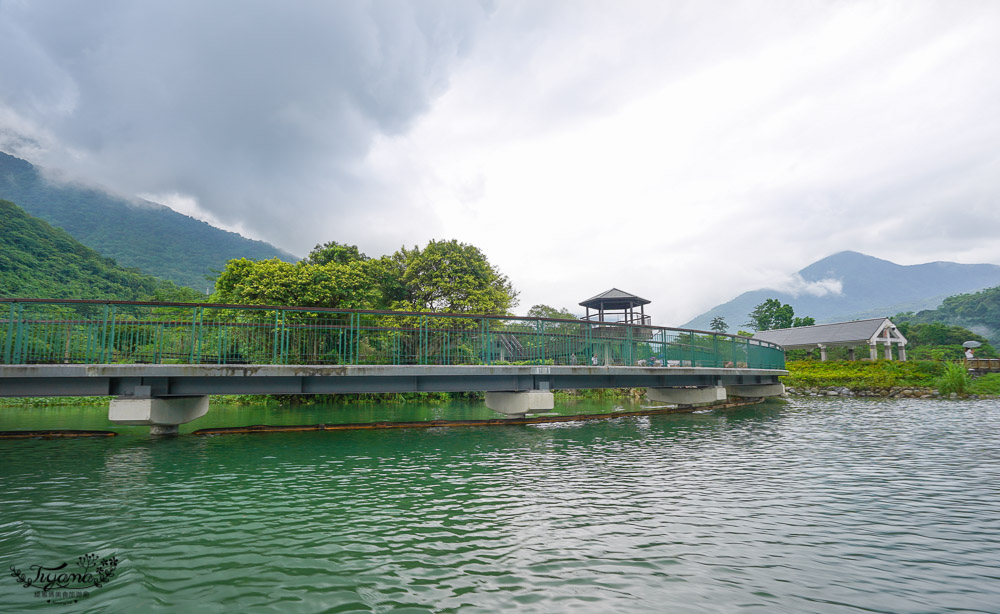 花蓮景點｜花蓮水上腳踏車《東北碼頭|東北獨木舟-花蓮鯉魚潭》人力／電動水上腳踏車船遊湖，盡享鯉魚潭美景，親子共遊好好玩！！ @緹雅瑪 美食旅遊趣