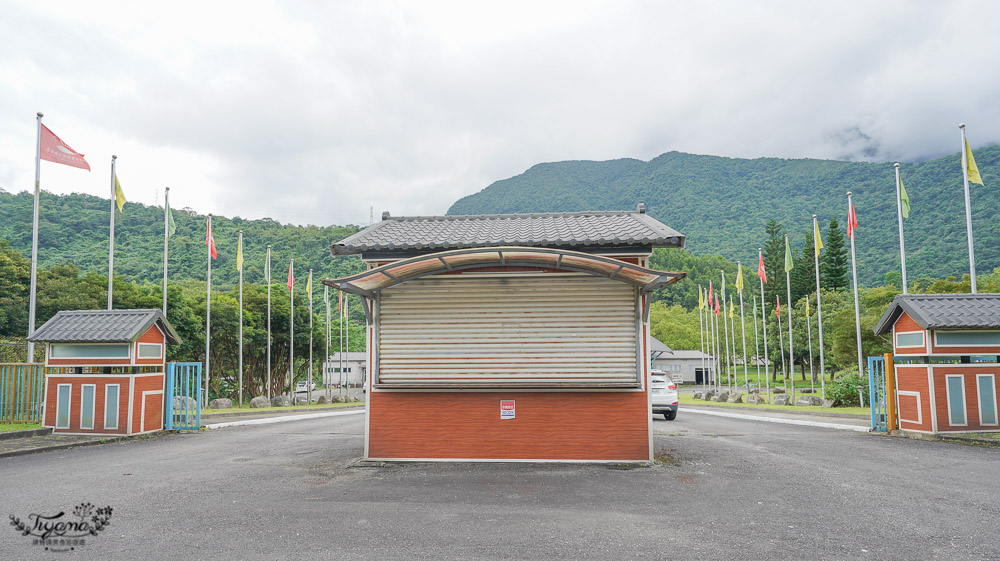 花蓮豪華露營｜花蓮鯉魚潭露營渡假村，絕美水上球型帳蓬~網美帳蓬，好浪漫！！ @緹雅瑪 美食旅遊趣