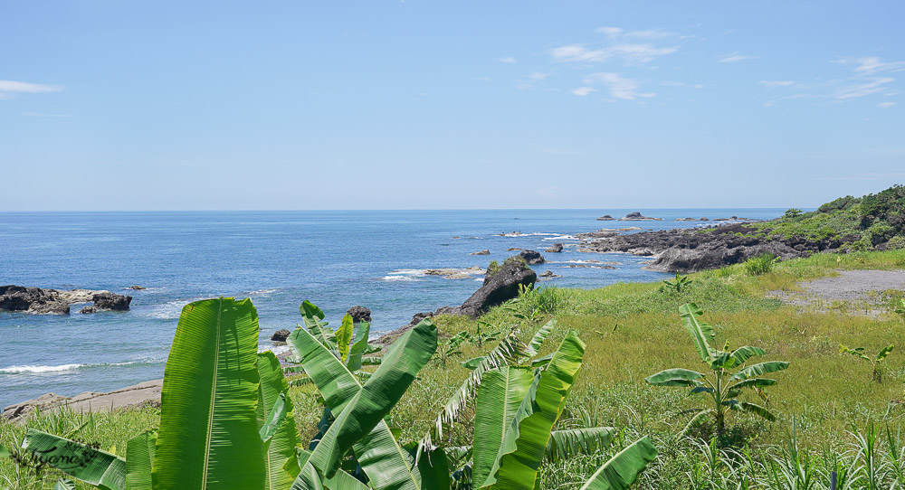 花蓮海景咖啡《項鍊海岸工作室》夢幻月牙鞦韆、無敵海灣景緻盡收眼底 @緹雅瑪 美食旅遊趣