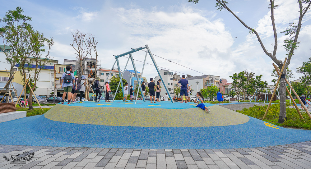 台南親子公園《安平港濱歷史特色遊戲場》台南最大海港旁海洋風公園，在大魚的祝福旁 @緹雅瑪 美食旅遊趣