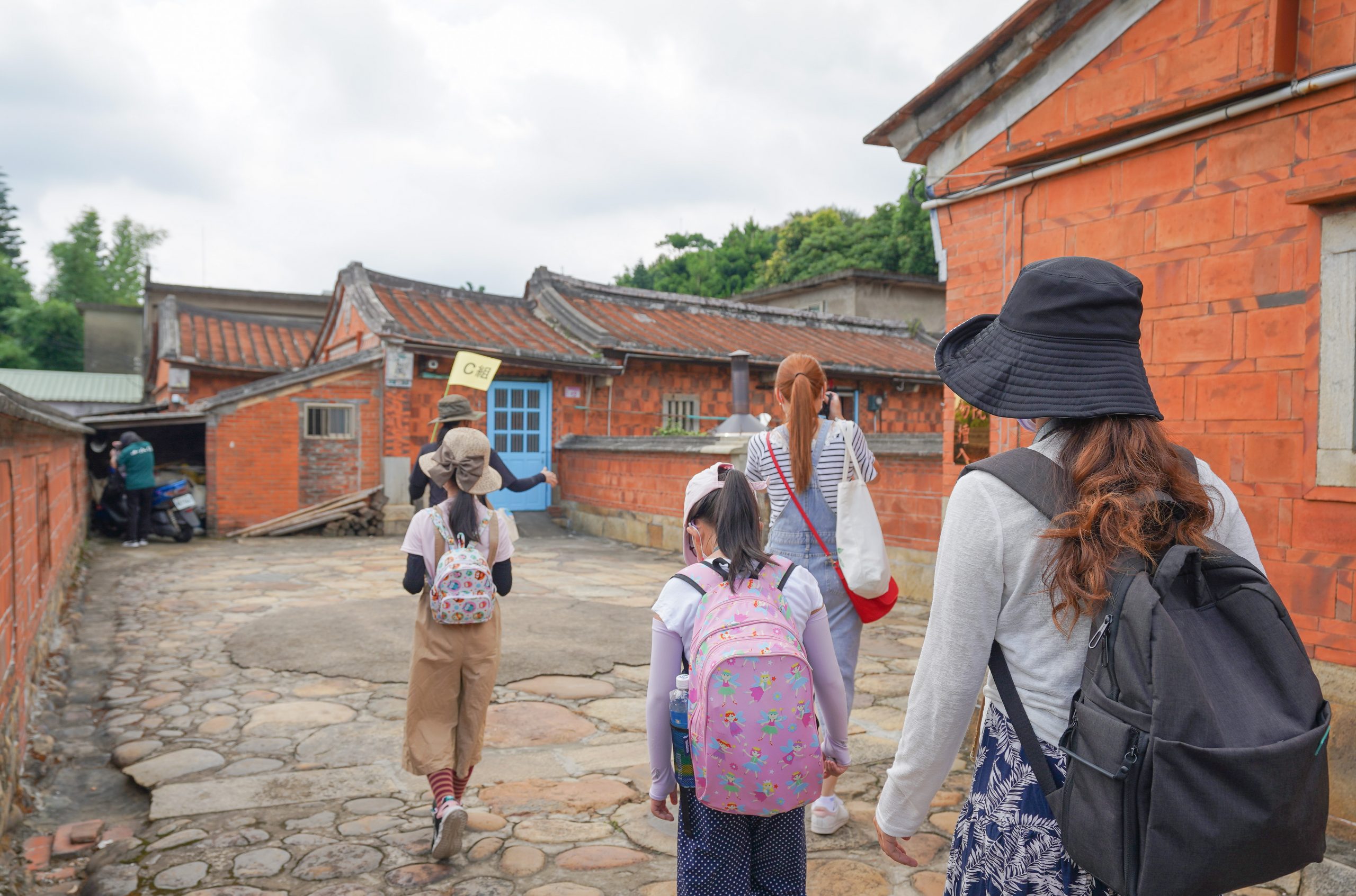 桃園景點《探索三水×農遊輕旅》水土保持互動主題樂園｜茶裏王涼亭｜奉茶亭步道採茶體驗｜夏夕夏景賞景喝咖啡 @緹雅瑪 美食旅遊趣