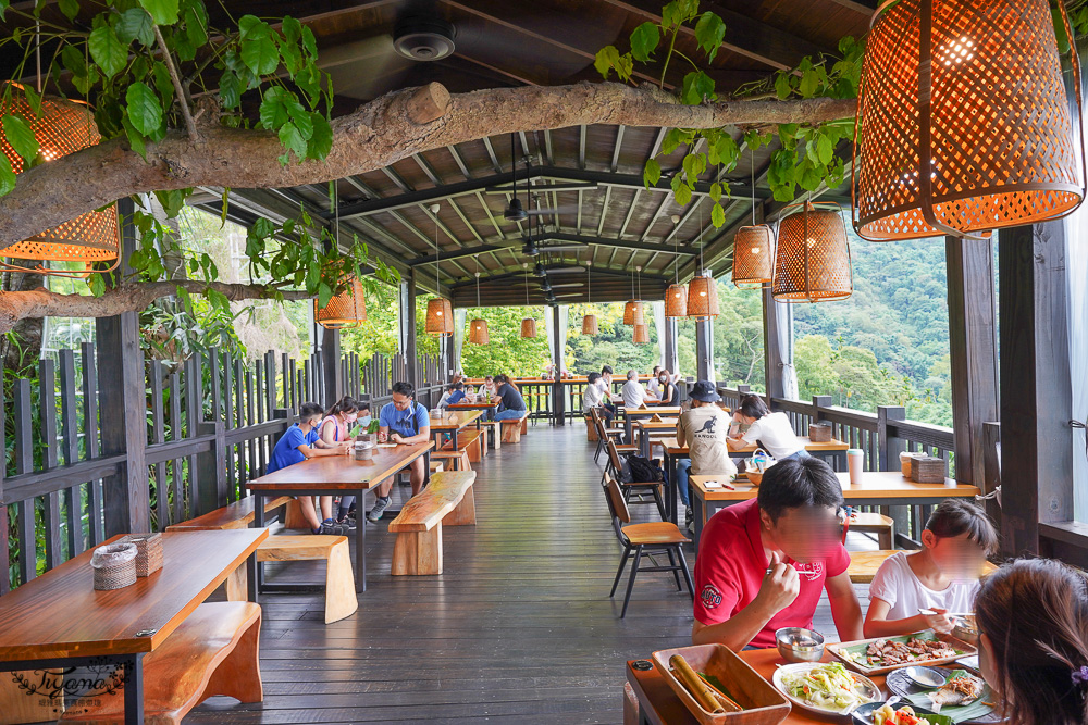 嘉義阿里山深山美食《游芭絲鄒宴餐廳》原住民特色餐，絕美山景映入眼簾~嘉義阿里山景觀餐廳 @緹雅瑪 美食旅遊趣