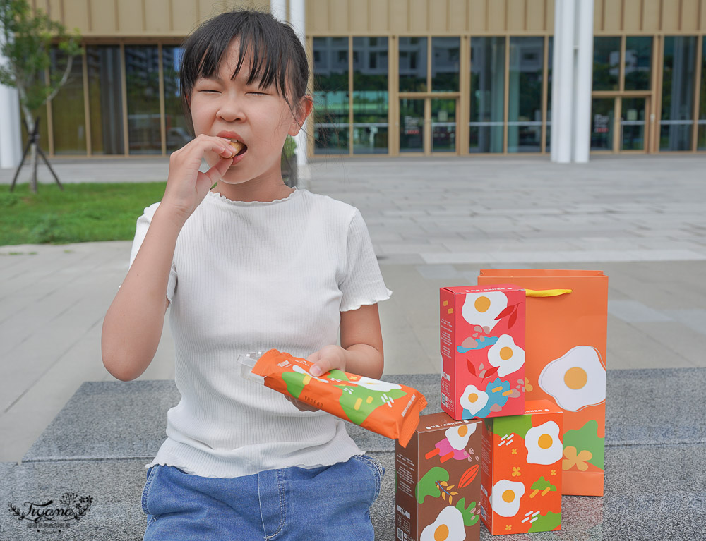 中秋禮盒推薦【大武山牧場】蛋入蛋捲.中秋蛋捲禮盒，嚴選AA級雞蛋烘焙 好蛋成就好蛋捲~ @緹雅瑪 美食旅遊趣