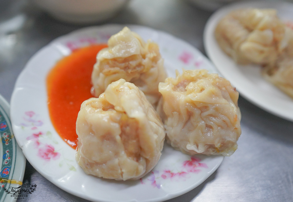 基隆港美食半日遊。基隆美食地圖：從早到晚吃透透行程～跟著無腦這樣吃好順！！ @緹雅瑪 美食旅遊趣