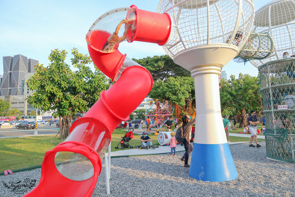 高雄親子公園｜高雄中油主題親子公園：中油海洋天堂公園，高雄展覽館&#038;高雄港22號碼頭旁，停車方便 @緹雅瑪 美食旅遊趣