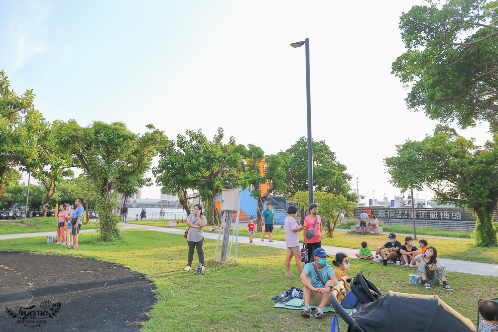 高雄親子公園｜高雄中油主題親子公園：中油海洋天堂公園，高雄展覽館&#038;高雄港22號碼頭旁，停車方便 @緹雅瑪 美食旅遊趣