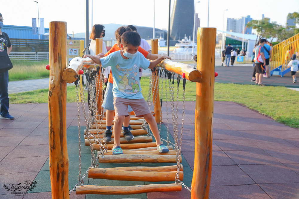 高雄親子公園｜高雄中油主題親子公園：中油海洋天堂公園，高雄展覽館&#038;高雄港22號碼頭旁，停車方便 @緹雅瑪 美食旅遊趣