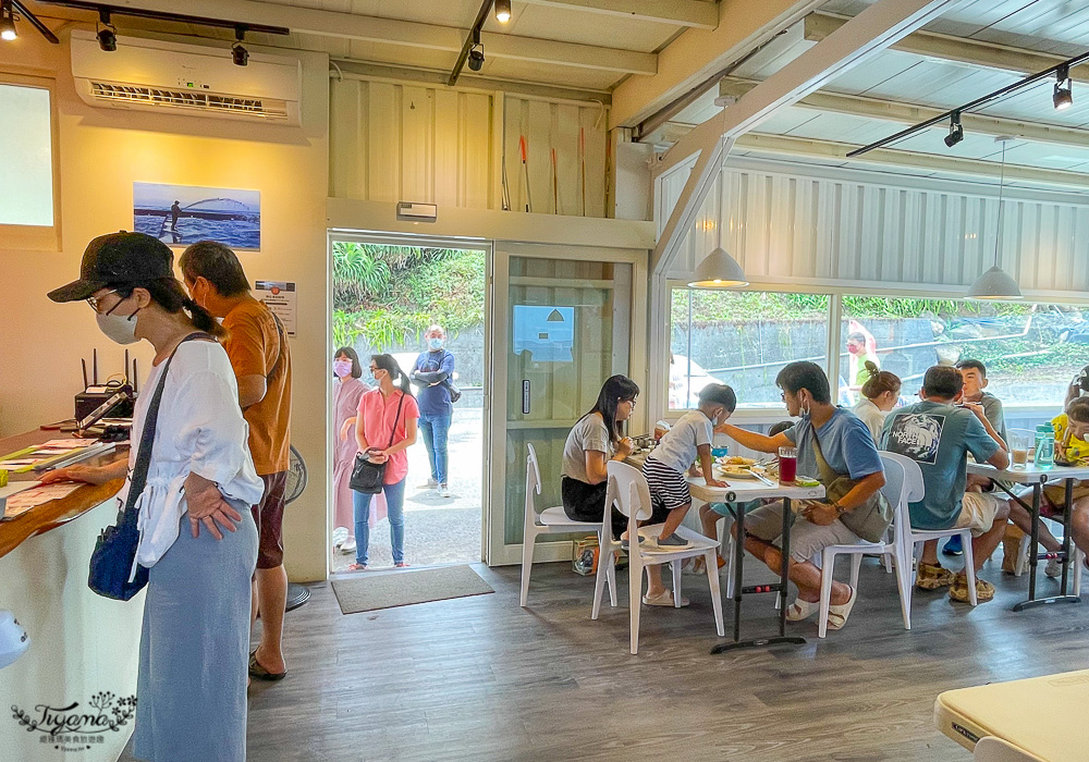 吃飯看海｜新北貢寮網美餐廳，美麗海景+九孔鮑魚養殖池，吃海鮮看美景~ @緹雅瑪 美食旅遊趣