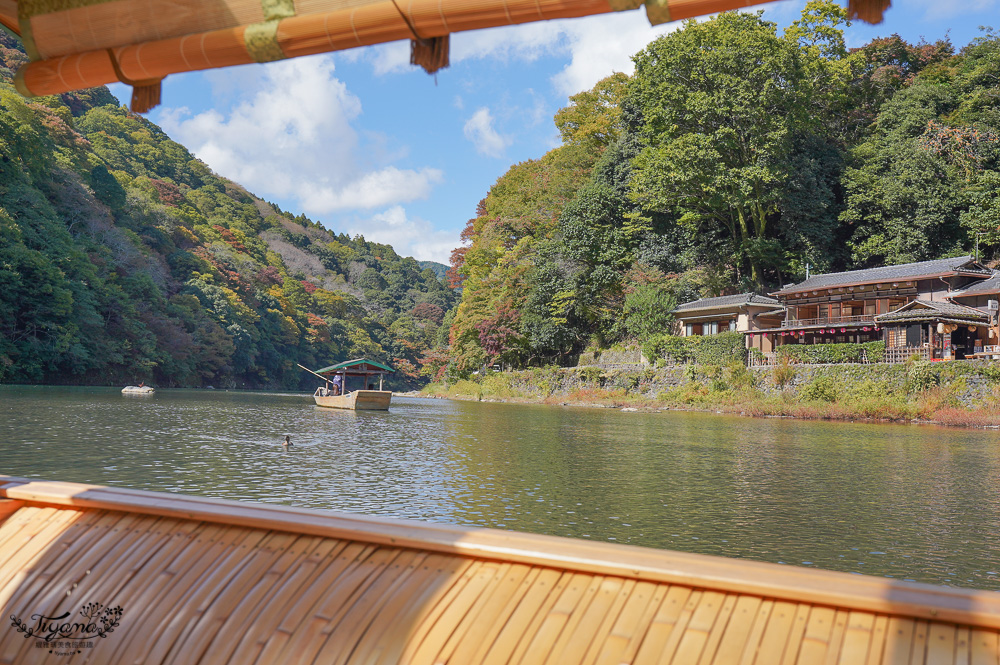 虹夕諾雅 京都 屋形船“翡翠”，遊嵐山桂川的夢幻之舟，預約制每日限定名額 @緹雅瑪 美食旅遊趣