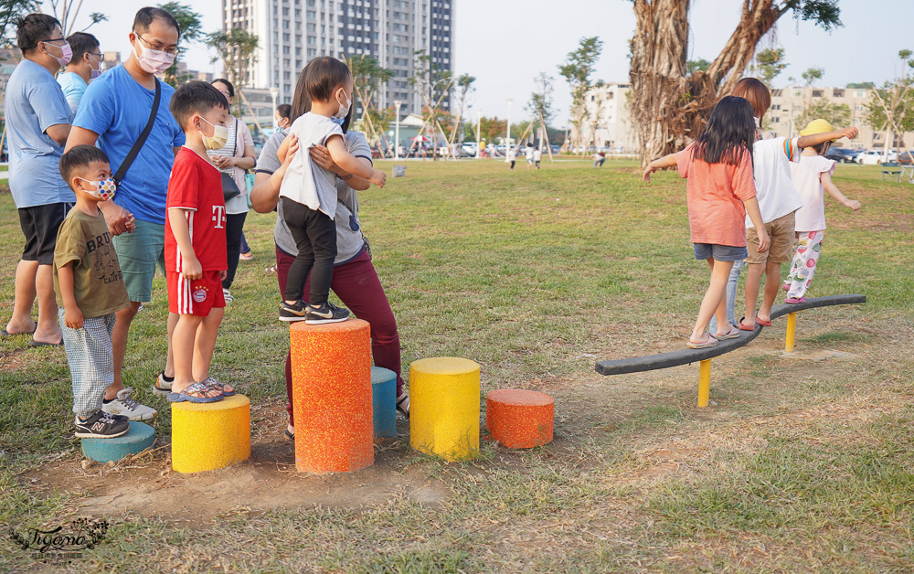 保安兒童貨櫃主題公園：高雄全新親子公園，機器人主題公園，3層樓高溜滑梯、大沙坑 @緹雅瑪 美食旅遊趣