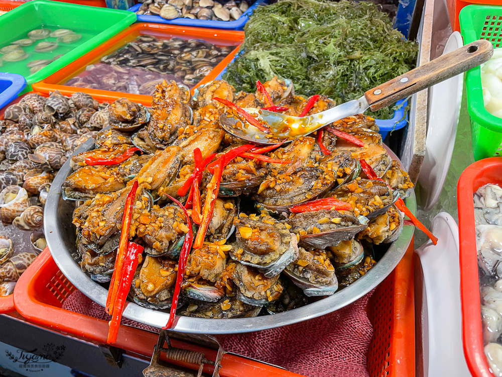 大溪漁港吃海鮮、買現流海鮮！！大溪漁港觀光直銷賣場｜大溪漁夫市集，宜蘭人氣觀光漁貨景點 @緹雅瑪 美食旅遊趣