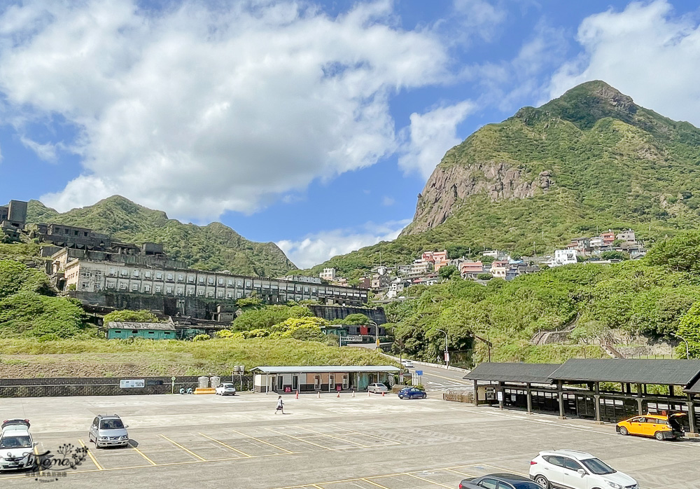 東北角景點｜陰陽海景觀台，台版天空之城！！背山面海賞金瓜石十三層遺址、陰陽漸層海，拍照吹風賞景中途站！！ @緹雅瑪 美食旅遊趣