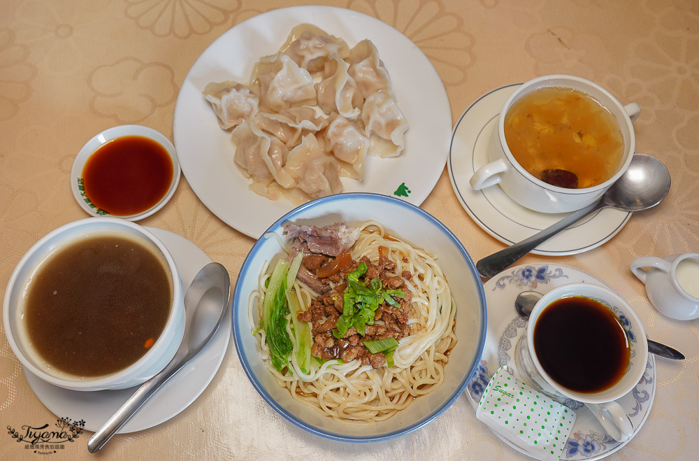 台南東山一日遊｜台南東山小旅行：喝東山頂級咖啡、逛東原老街吃古早麵、東山鴨頭、古色古香的萬里長城穿古裝美拍！！ @緹雅瑪 美食旅遊趣