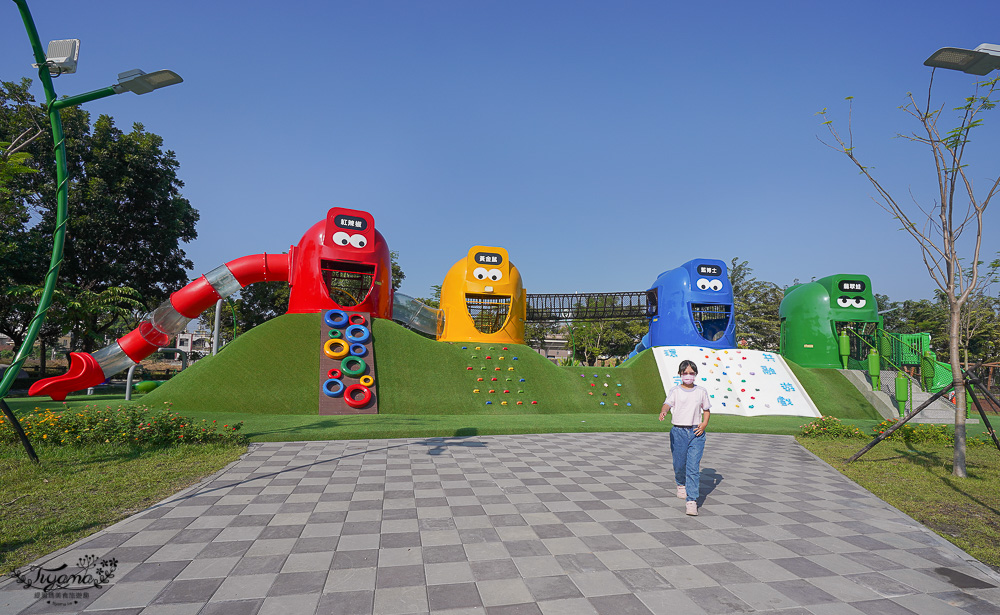 南州環保共融公園，屏東親子公園900坪的大型回收桶遊具溜滑梯！！ @緹雅瑪 美食旅遊趣