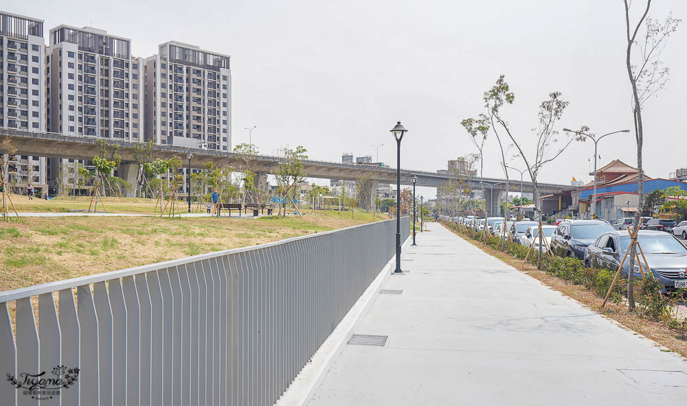 台中親子公園，超高滑梯好玩到爆「馬卡龍公園」台中人氣新公園！！ @緹雅瑪 美食旅遊趣