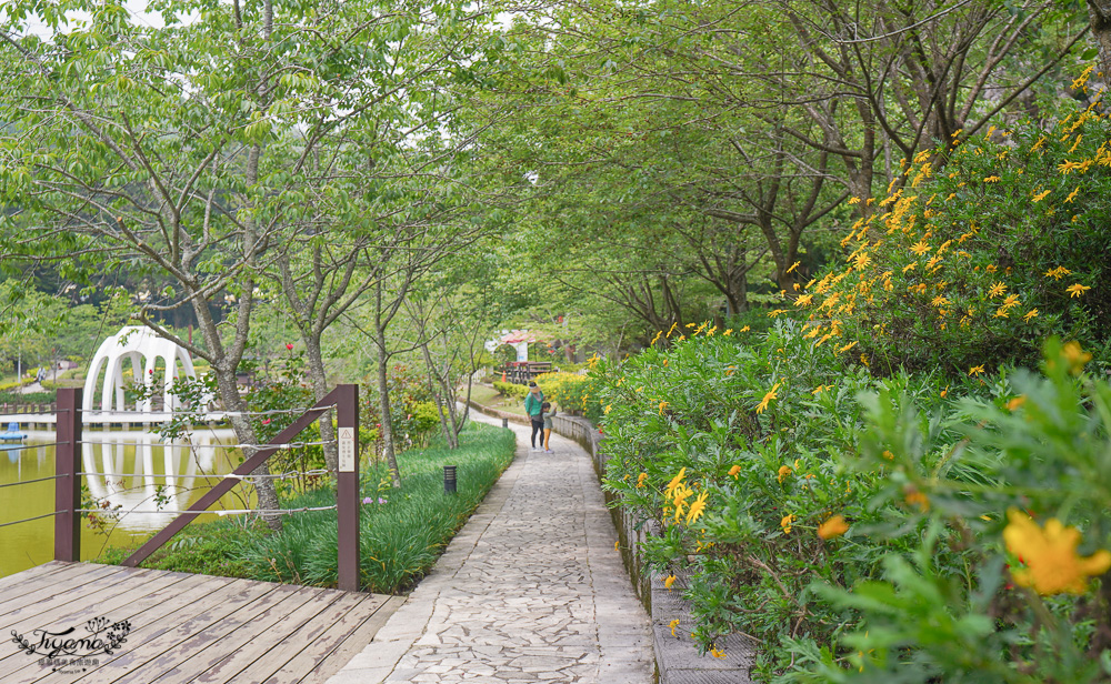 清境景點｜清境農場小瑞士花園，超好拍OPEN醬花園！！ @緹雅瑪 美食旅遊趣