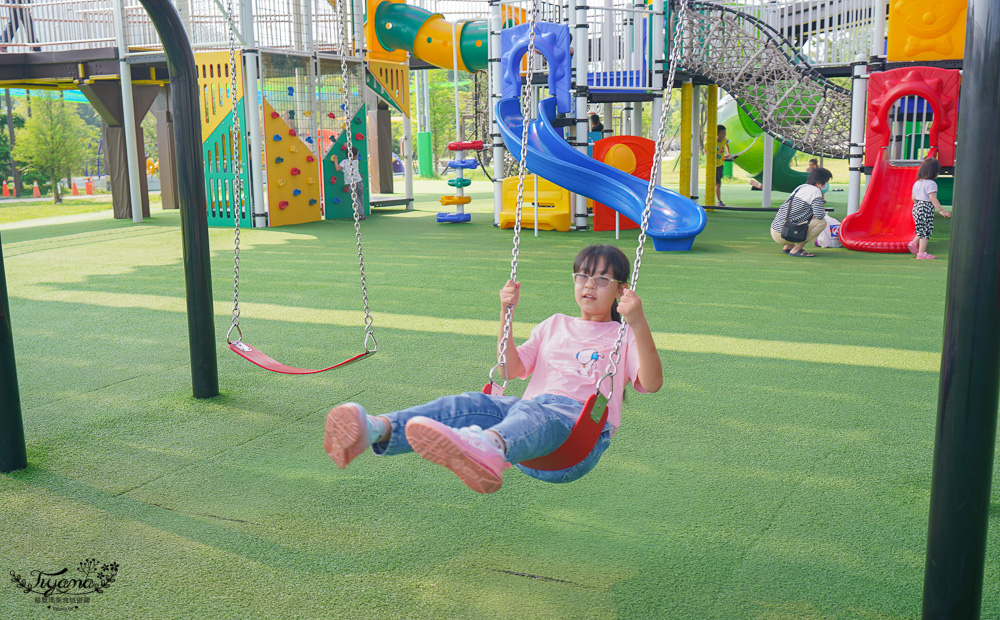 南投親子公園「名間親子生態園區」彩虹滑梯、巨大彩虹遮陽棚、沙坑公園 @緹雅瑪 美食旅遊趣